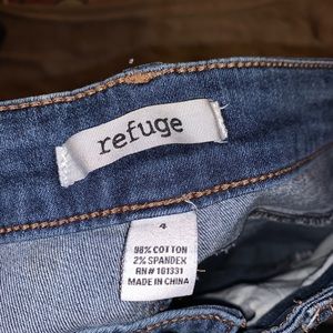 Refuge ripped jeans